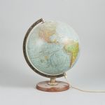 624104 Earth globe